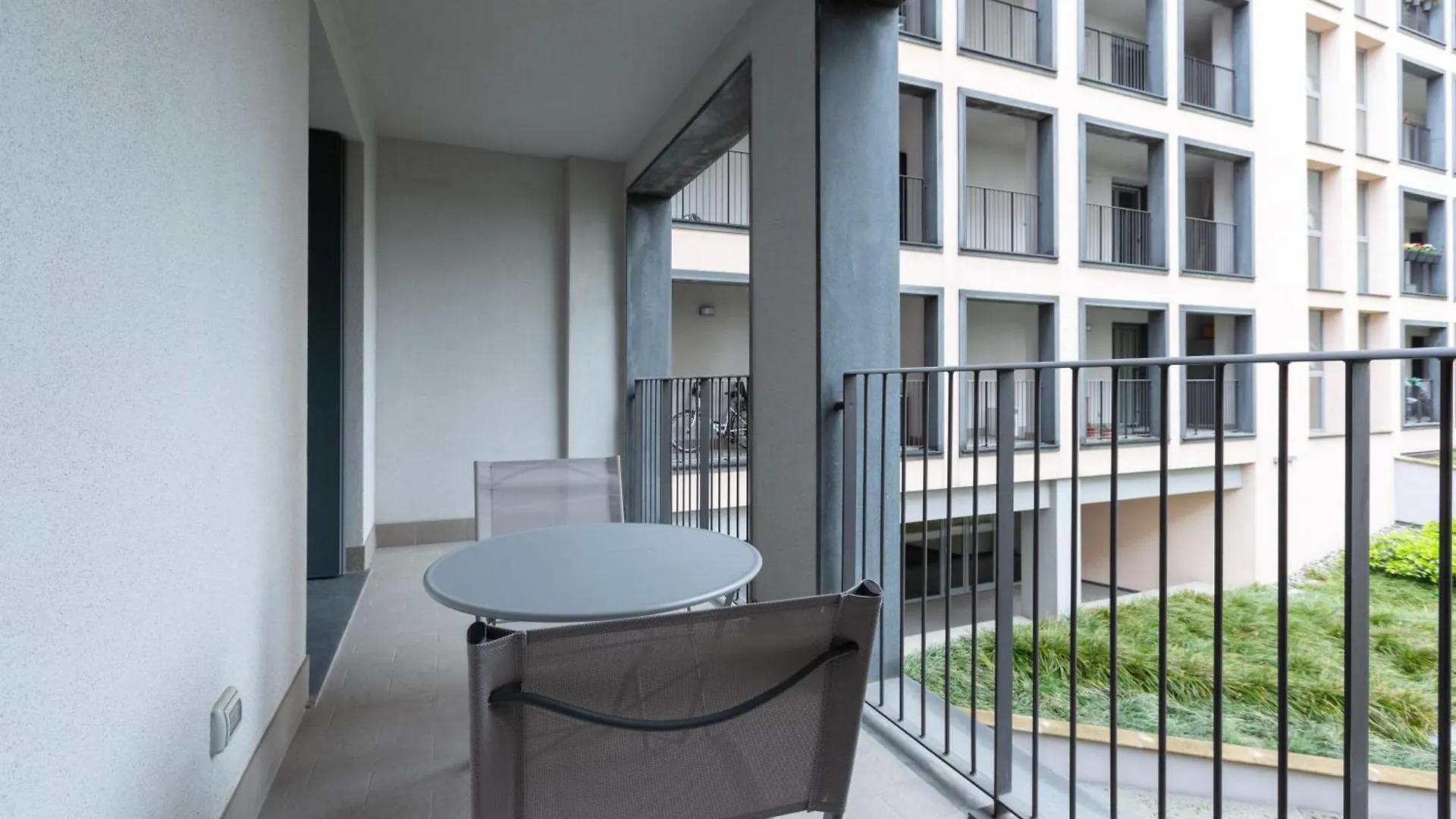 Apartment Porta Nuova Bright And Roomy Flat Milan Italy